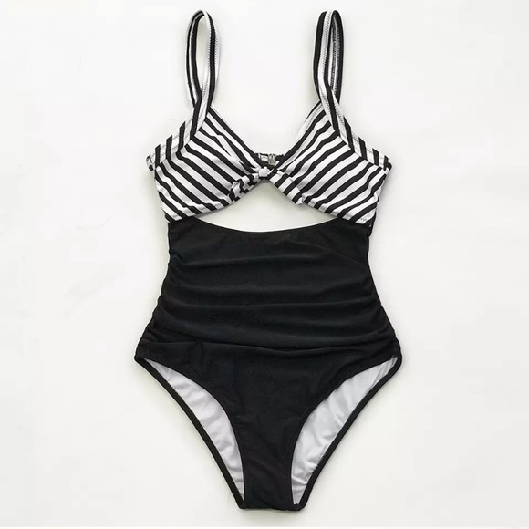 SOLD OUT - Picture 3 of 5